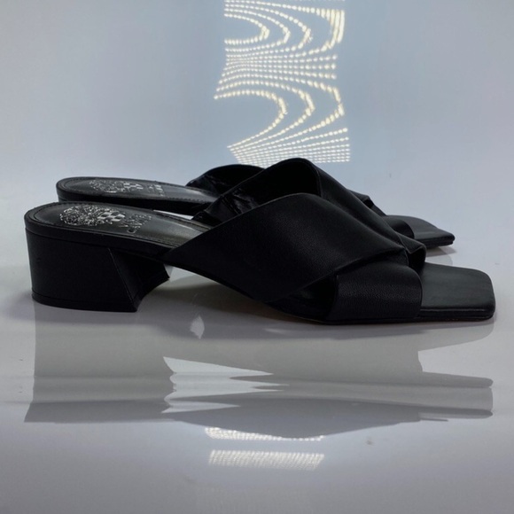 Vince Camuto Selaries Block Heel Black Sandal Size 5 - Picture 3 of 4